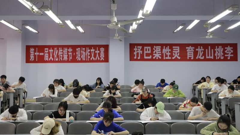短视频拍摄，麦克风选择：性价比背后的考量因素
